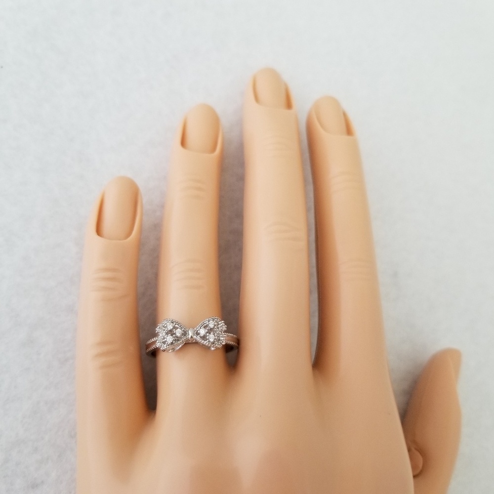 Sterling Silver Bow Ring - Picture 7 of 8